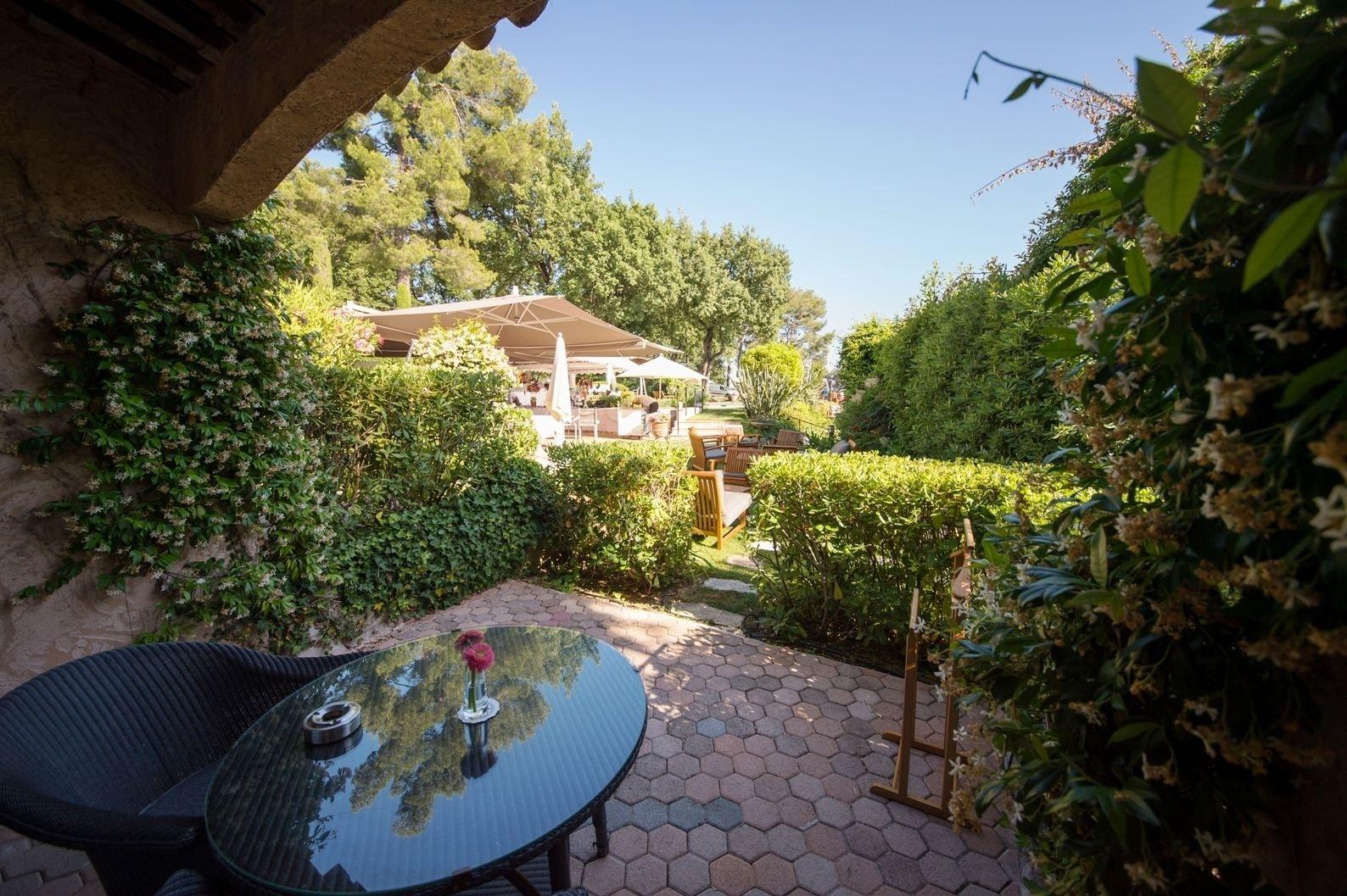 Hotel****spa & Restaurant Cantemerle Hotel 4*