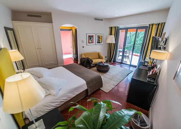 Hotel****Spa&Restaurant Cantemerle
